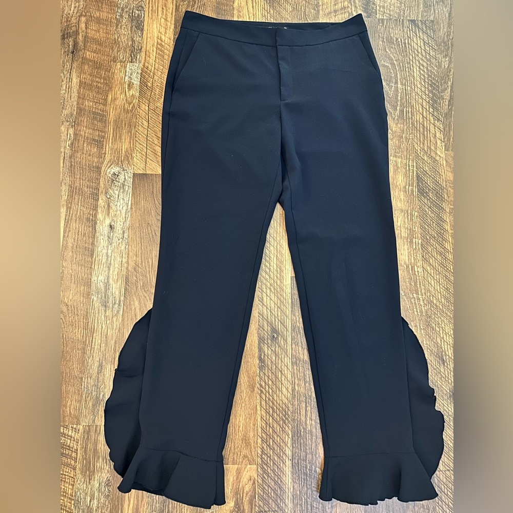 NWOT* Zara Basic Collection cropped ruffled dress dress pants in navy - Size 6